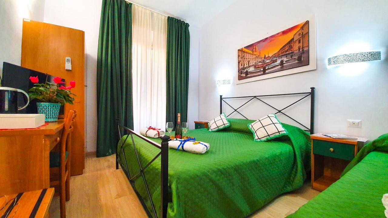 A Casa Simpatia - A Richiesta Parcheggio Gratuito ! Hotel Róma Kültér fotó
