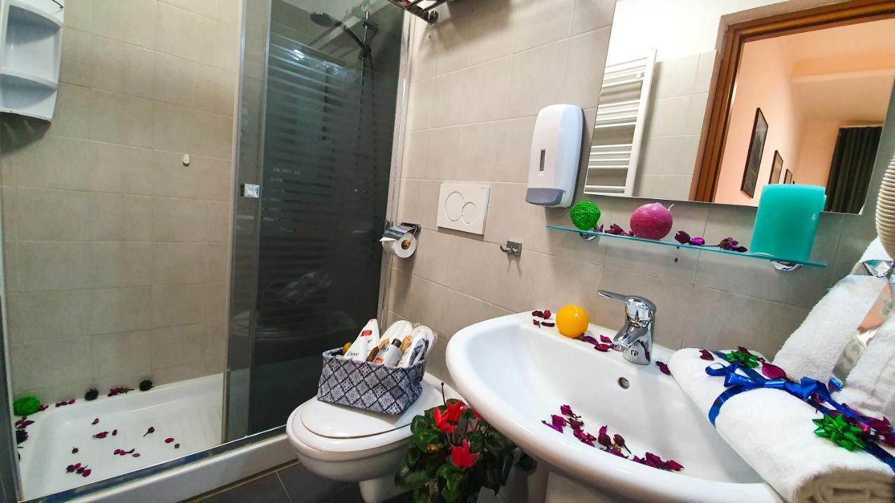 A Casa Simpatia - A Richiesta Parcheggio Gratuito ! Hotel Róma Kültér fotó