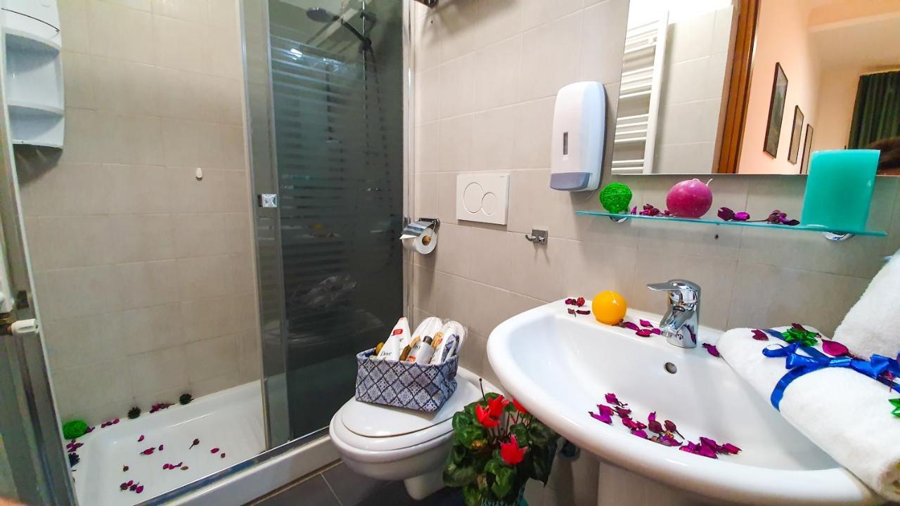 A Casa Simpatia - A Richiesta Parcheggio Gratuito ! Hotel Róma Kültér fotó