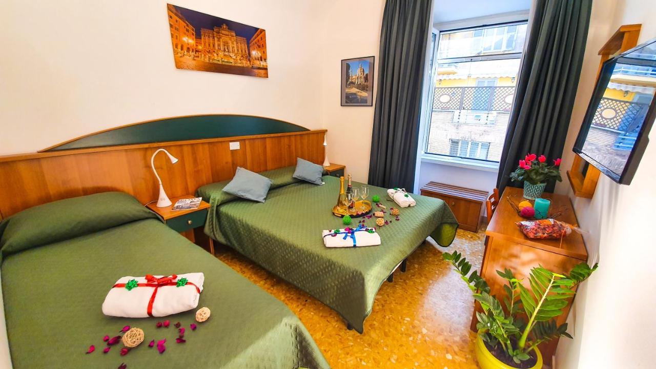 A Casa Simpatia - A Richiesta Parcheggio Gratuito ! Hotel Róma Kültér fotó