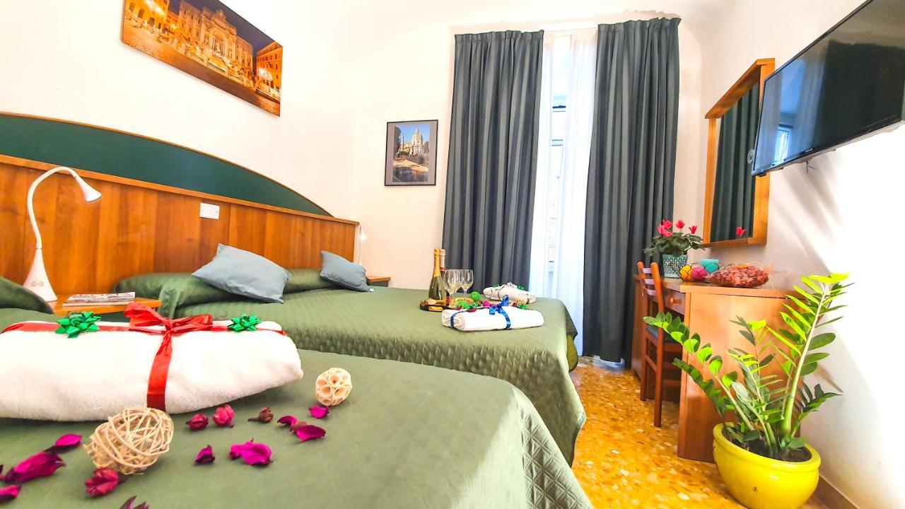 A Casa Simpatia - A Richiesta Parcheggio Gratuito ! Hotel Róma Kültér fotó
